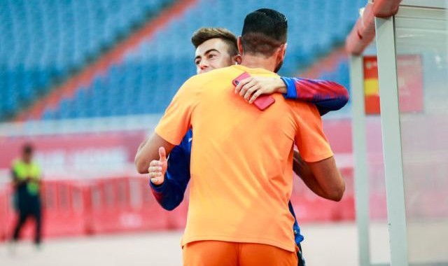 百家乐-中超旧将意甲首次相遇 佩莱造点受伤沙拉维4射0中