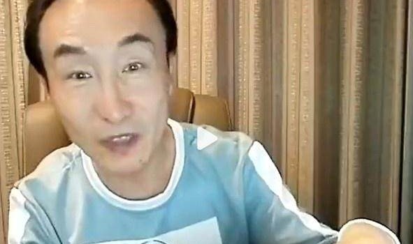 百家乐官网-巩汉林晒国足签名足球遭质疑 区楚良变欧楚良？