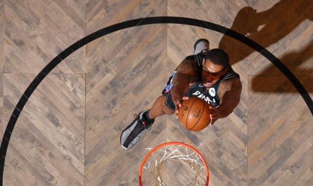 百家乐-【声音】恐怖一夜让阿德无法坚持 第一个电话打给KD