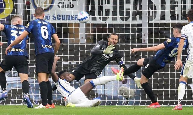 百家乐官网-又是习惯性目送…国米保住1分，汉达没保住面子