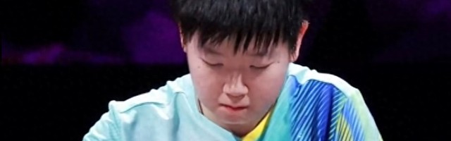 百家乐-孙颖莎疑对自己不满！输球后定在原地沉思5秒 低头离场惹球迷心疼|蒯曼|重庆|WTT新加坡大满贯|WTT重庆冠军赛|王曼昱_新浪体育_新浪新闻