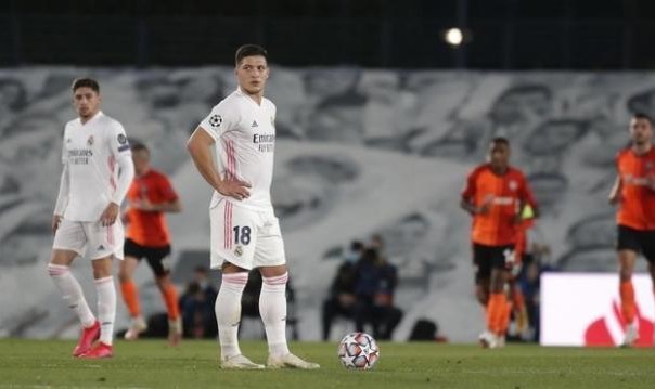 皇马近年最失败引援迎来转机？约维奇将重返成名地