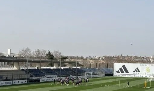 百家乐规则-TA：因有9人缺战塞尔塔，皇马今日提拔8位青训小将参加训练